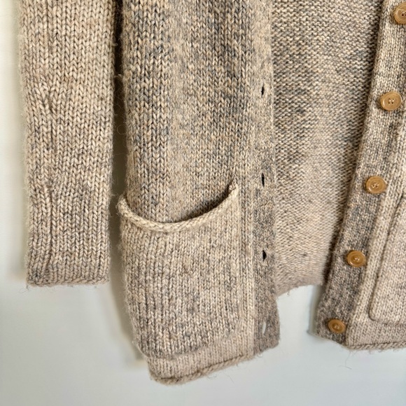 XXS X-Small Wilfred Aritzia Tan Gray Ombré Italian Yarn Cardigan Wool Blend - Picture 6 of 13